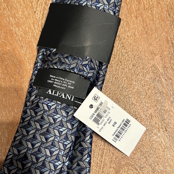 Alfani AlfaTech blue tie - Picture 5 of 5